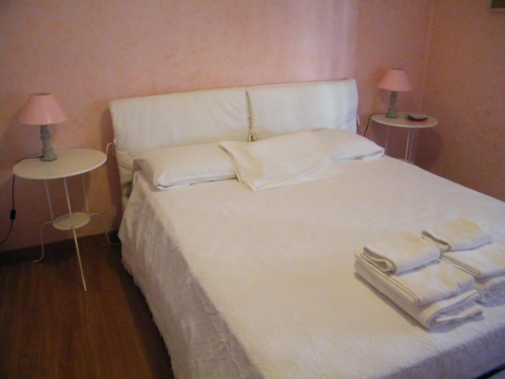 Appartmento Vacanze I Provenzali Бордихера Стая снимка