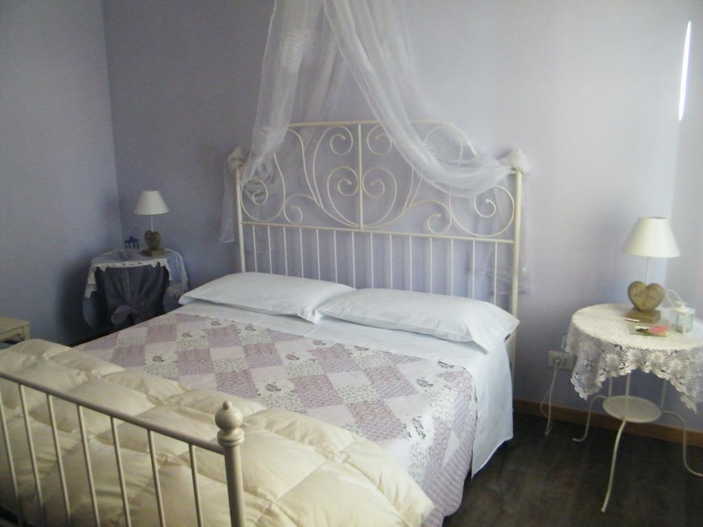 Appartmento Vacanze I Provenzali Бордихера Стая снимка